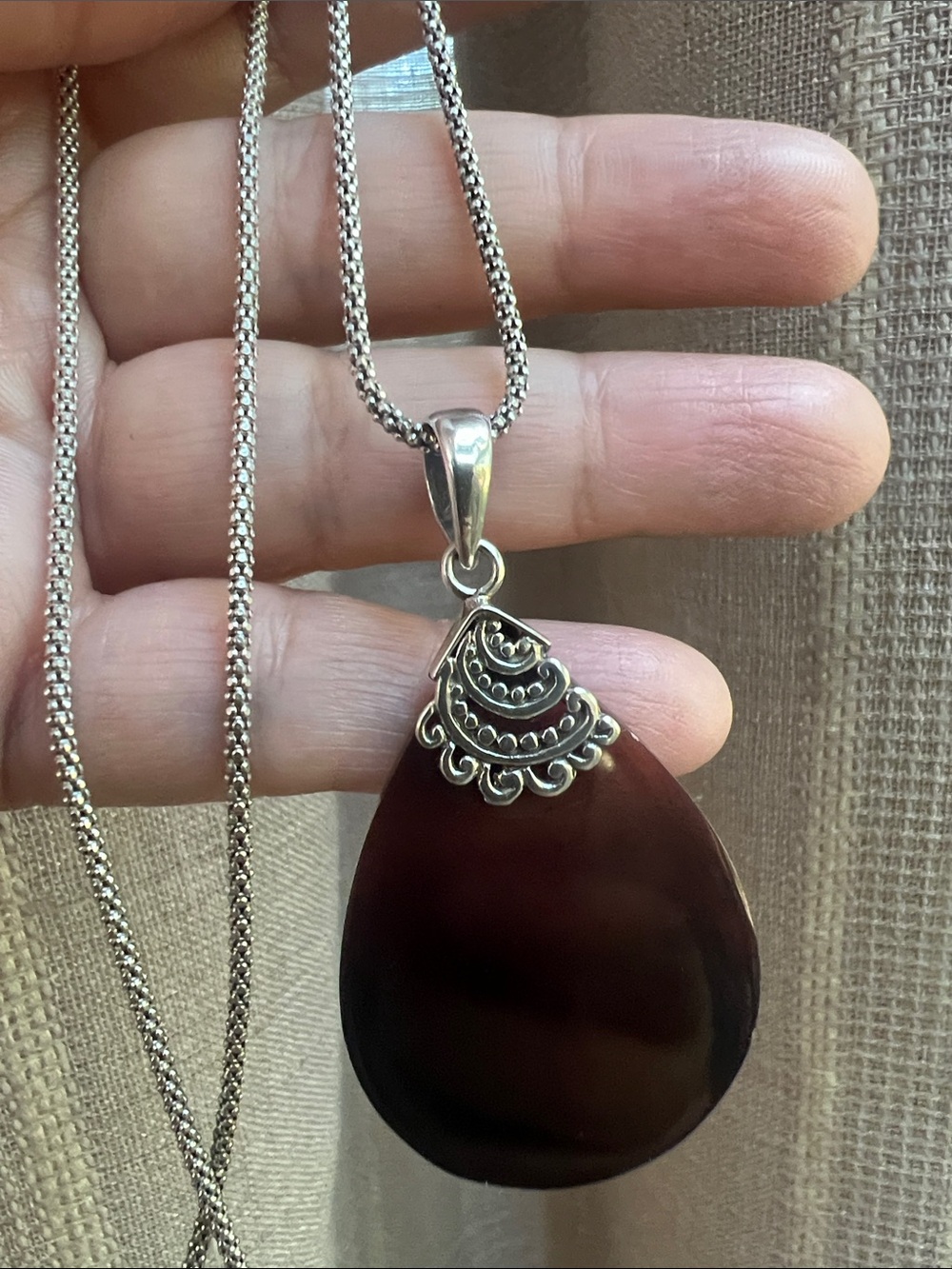 Popcorn Italy Sterling Silver Chain Necklace with Carnelian Agate Pendant